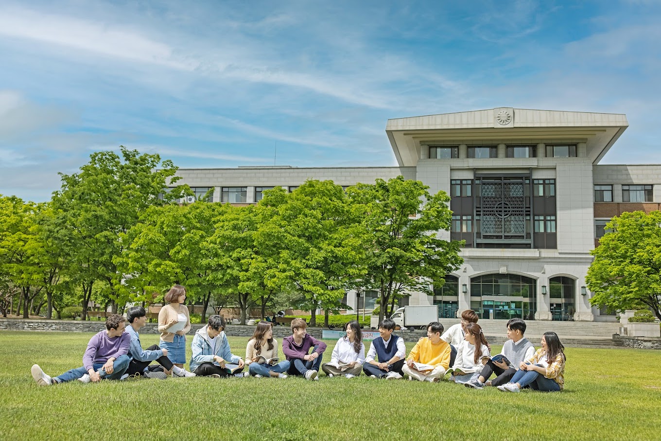 Sinh viên trường đại học SunMoon